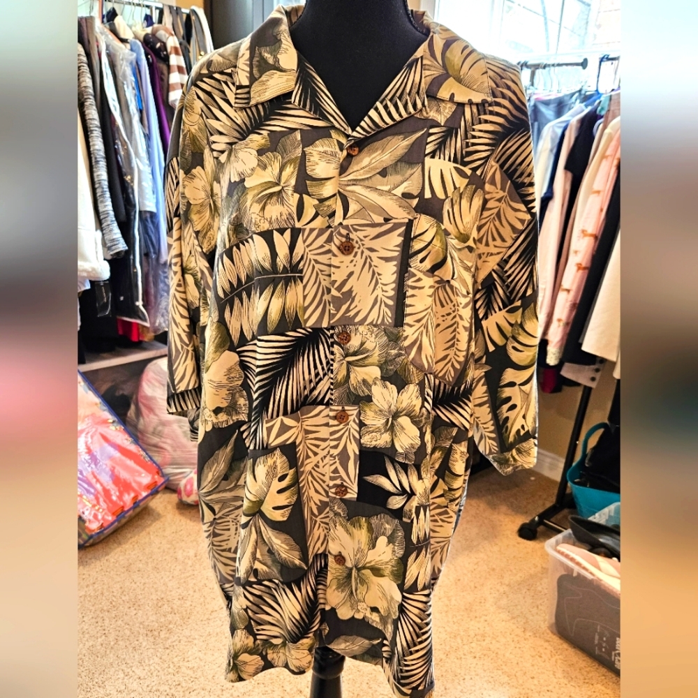 Tommy Bahama Silk Button Down Shirt Size XL